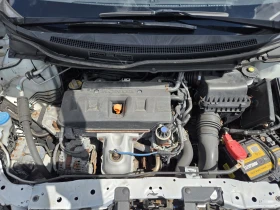 Honda Civic 1.8i-141кс= АВТОМАТ= НАВИГАЦИЯ= ПОДГРЕВ, снимка 17