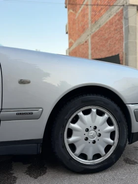 Mercedes-Benz E 300 TD W210, снимка 16