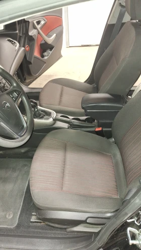 Opel Astra J 1.7CDTI, снимка 11