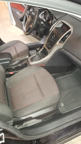 Opel Astra J 1.7CDTI, снимка 13