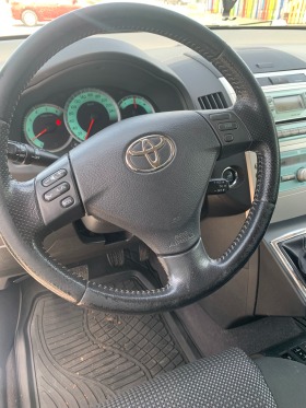 Toyota Corolla verso, снимка 4