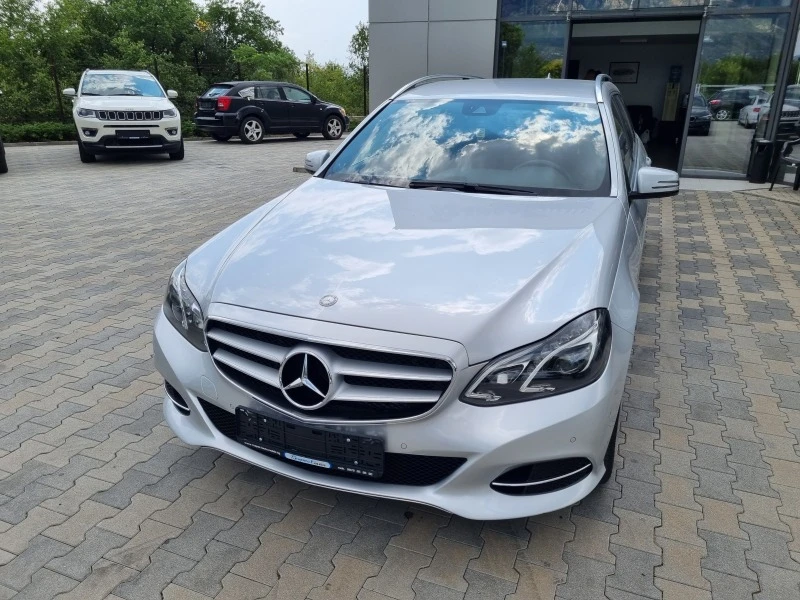 Mercedes-Benz E 220 CDi-4 MATIC* FULL LED* BLUETEC* СЕРВИЗНА ИСТОРИЯ* , снимка 3 - Автомобили и джипове - 39351804