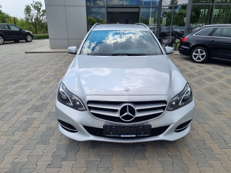 Mercedes-Benz E 220 CDi-4 MATIC* FULL LED* BLUETEC* СЕРВИЗНА ИСТОРИЯ* , снимка 2 - Автомобили и джипове - 39351804