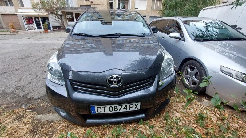 Toyota Verso 2.0 d4d 126, снимка 1 - Автомобили и джипове - 46722477