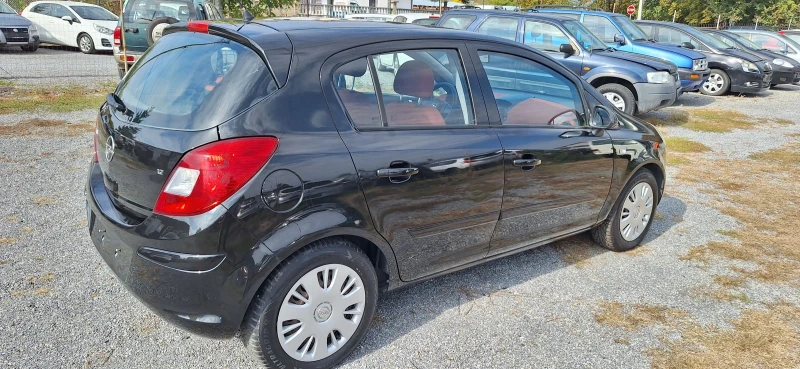 Opel Corsa 1.2i  Като Нов 117000км., снимка 4 - Автомобили и джипове - 47642024