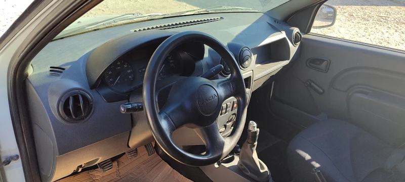 Dacia Logan товарна, снимка 4 - Автомобили и джипове - 47741660