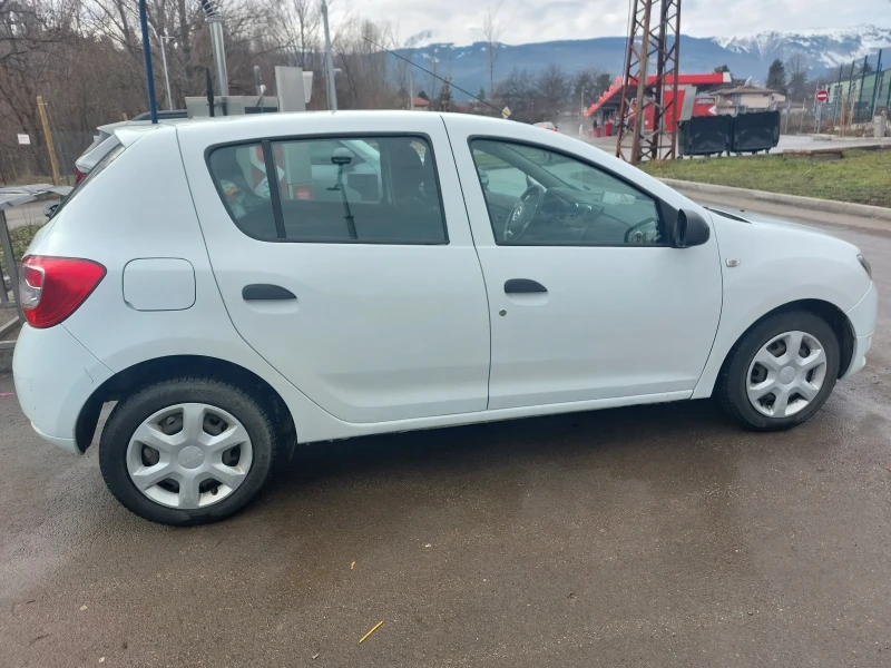 Dacia Sandero, снимка 5 - Автомобили и джипове - 48834050