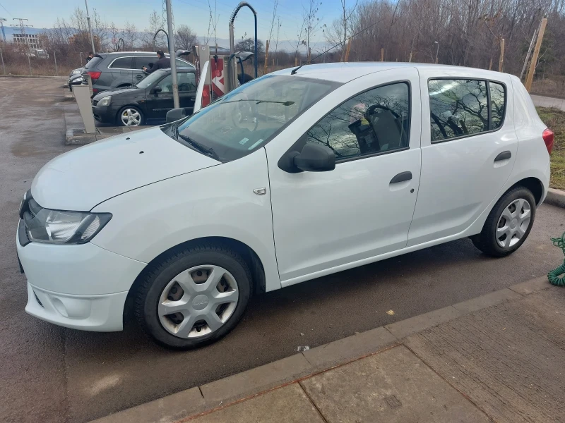 Dacia Sandero, снимка 1 - Автомобили и джипове - 48834050