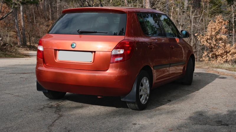 Skoda Fabia, снимка 3 - Автомобили и джипове - 48875243