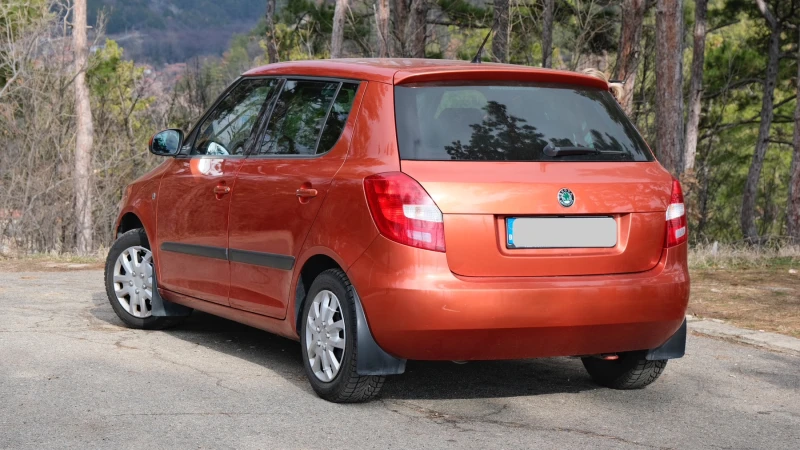 Skoda Fabia, снимка 4 - Автомобили и джипове - 48875243