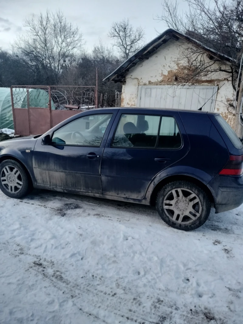 VW Golf, снимка 3 - Автомобили и джипове - 49082302