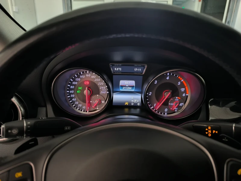 Mercedes-Benz CLA 200 CLA 200 Сервизна история , снимка 13 - Автомобили и джипове - 49197775