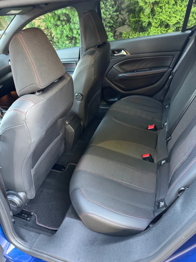 Peugeot 308 2.0HDI GT Line / Euro 6 / Автоматик, снимка 10 - Автомобили и джипове - 51220427