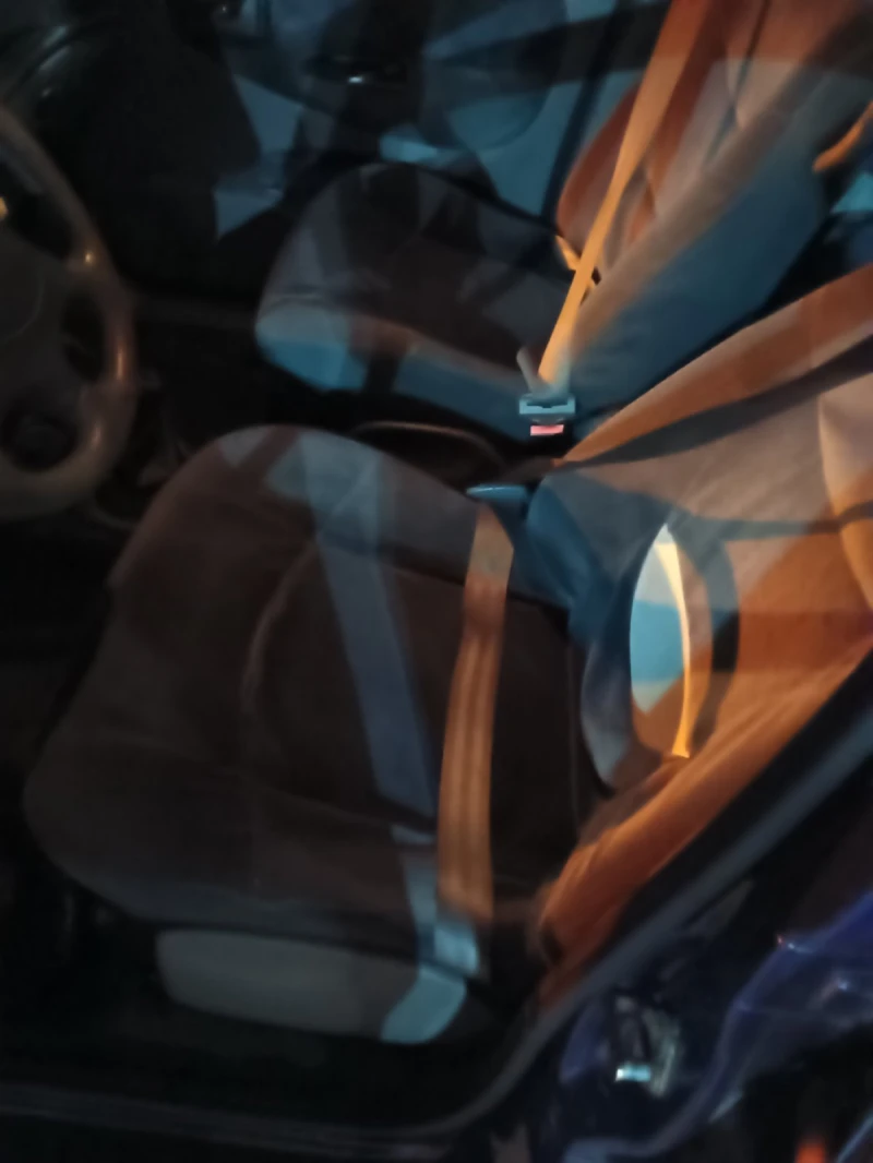 Renault Megane, снимка 8 - Автомобили и джипове - 52541876