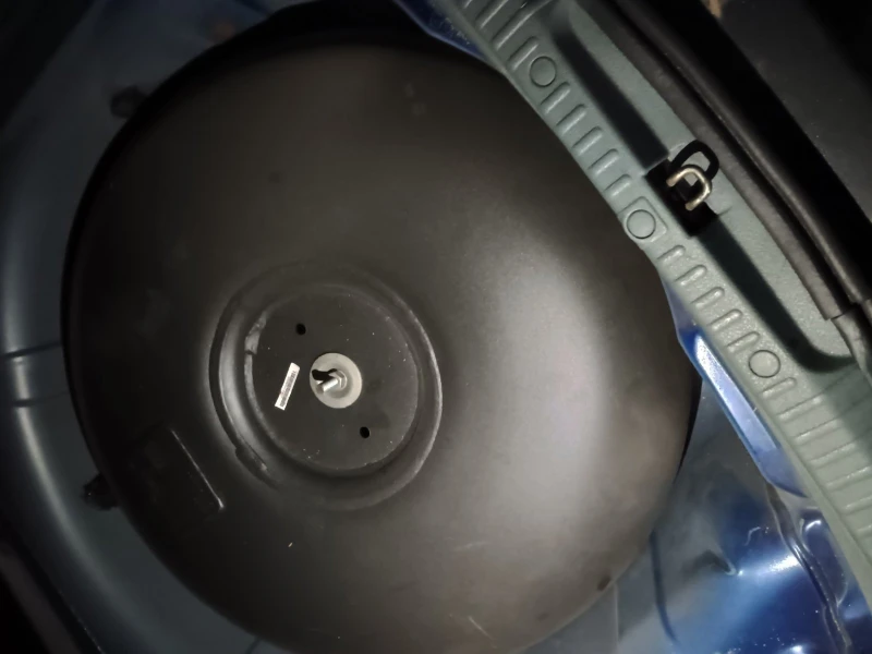 Renault Megane, снимка 16 - Автомобили и джипове - 52541876