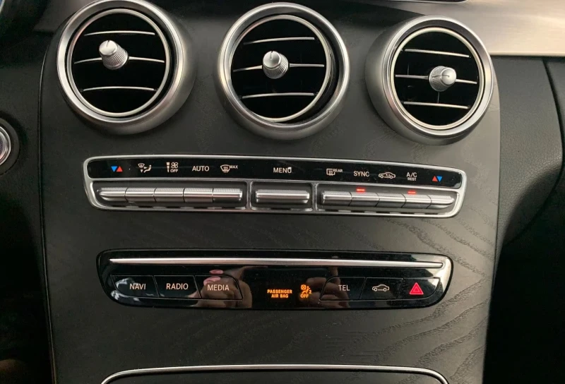 Mercedes-Benz C 220 AMG-LINE/194HP/VIRT.CPIT/DISTR.+ /CAM/DIGITAL/769f, снимка 8 - Автомобили и джипове - 51766583