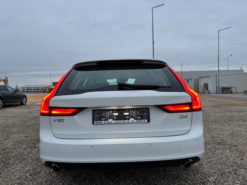 Volvo V90 D4 2.0D/AUTOMAT, снимка 6 - Автомобили и джипове - 52355063