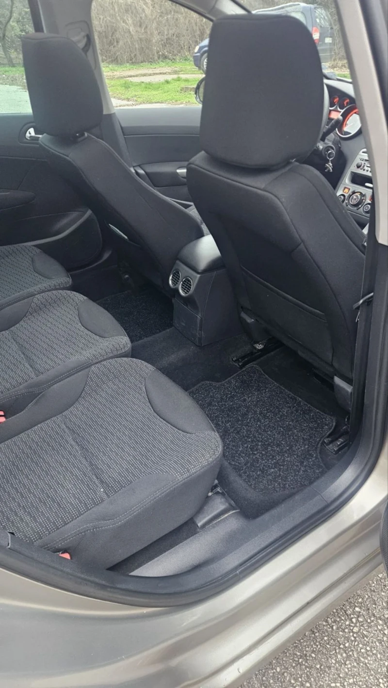 Peugeot 308 1.6 hdi Панорама, снимка 10 - Автомобили и джипове - 52632303