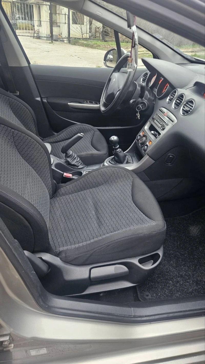 Peugeot 308 1.6 hdi Панорама, снимка 5 - Автомобили и джипове - 52632303