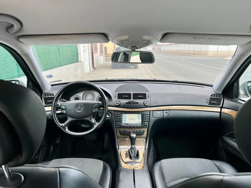 Mercedes-Benz E 280, снимка 11 - Автомобили и джипове - 52966075