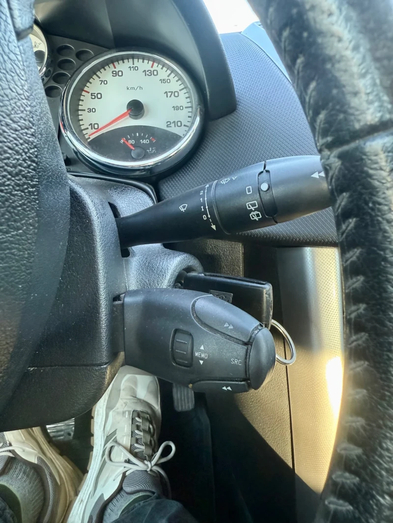 Peugeot 207 1.4 90к.с. Газ - Перфектна кола, снимка 15 - Автомобили и джипове - 53136237