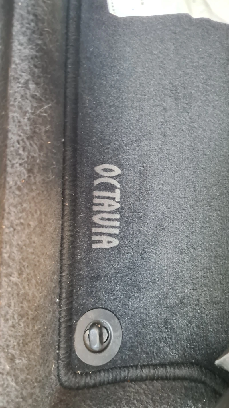 Skoda Octavia 4x4 Powerplay, снимка 14 - Автомобили и джипове - 53349680