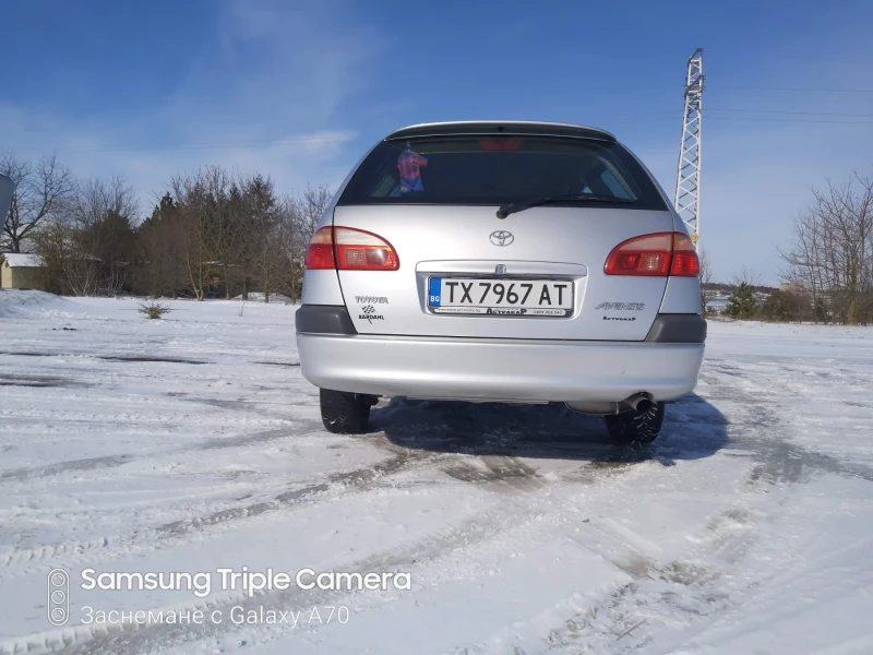 Toyota Avensis, снимка 3 - Автомобили и джипове - 53586591