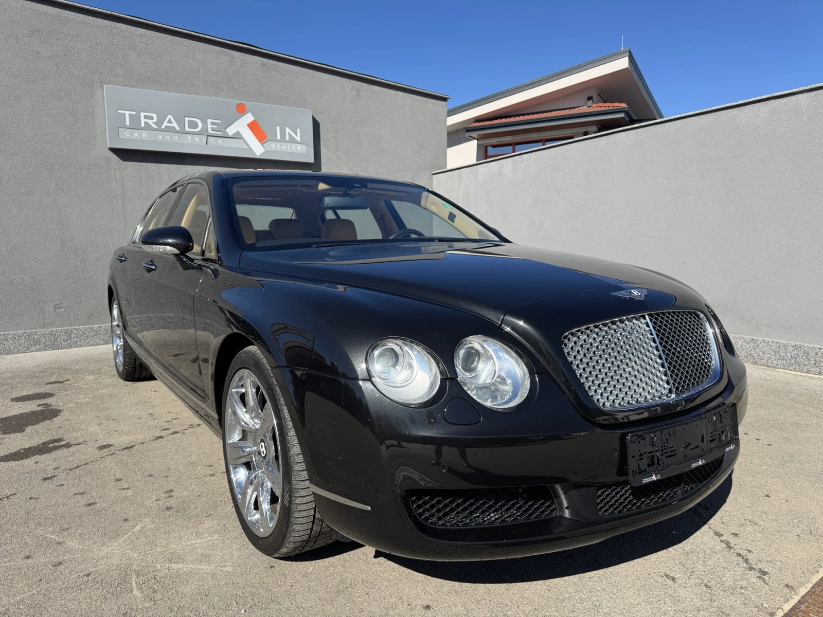 Bentley Flying Spur 6.0 W12 - изображение 3