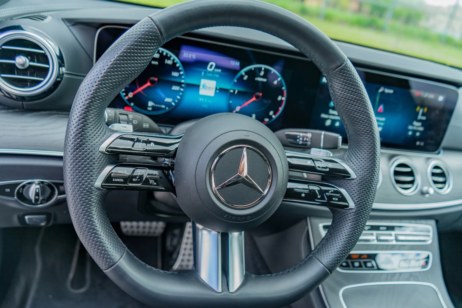 Mercedes-Benz E 400 AMG BI-TURBO ALCANTARA - изображение 6