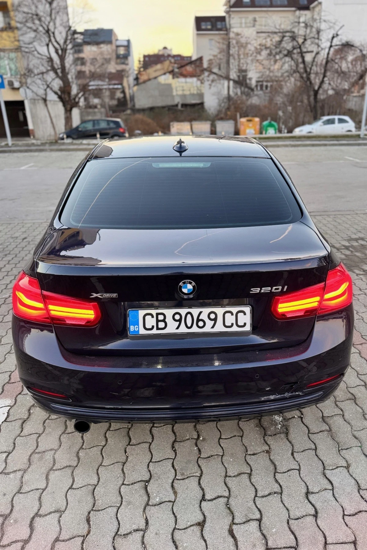 BMW 320  - изображение 2