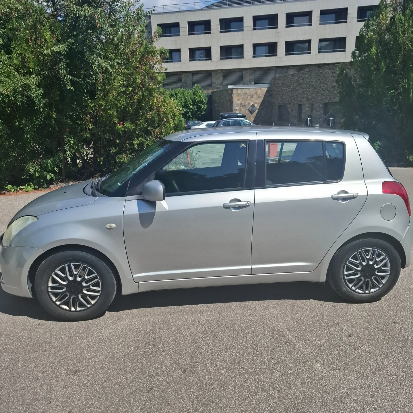 Suzuki Swift  - изображение 2