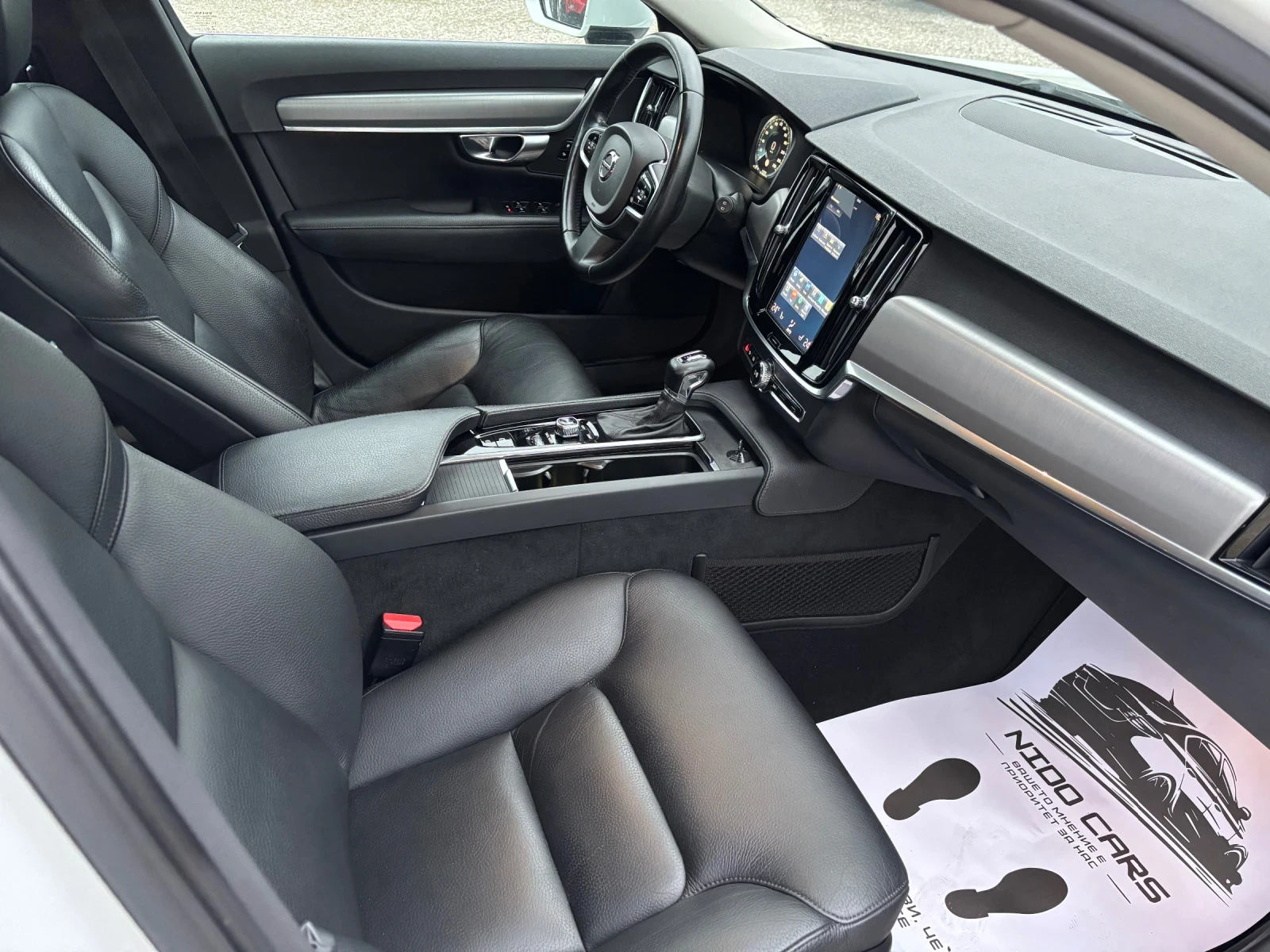 Volvo V90 D4 2.0D/AUTOMAT - изображение 9