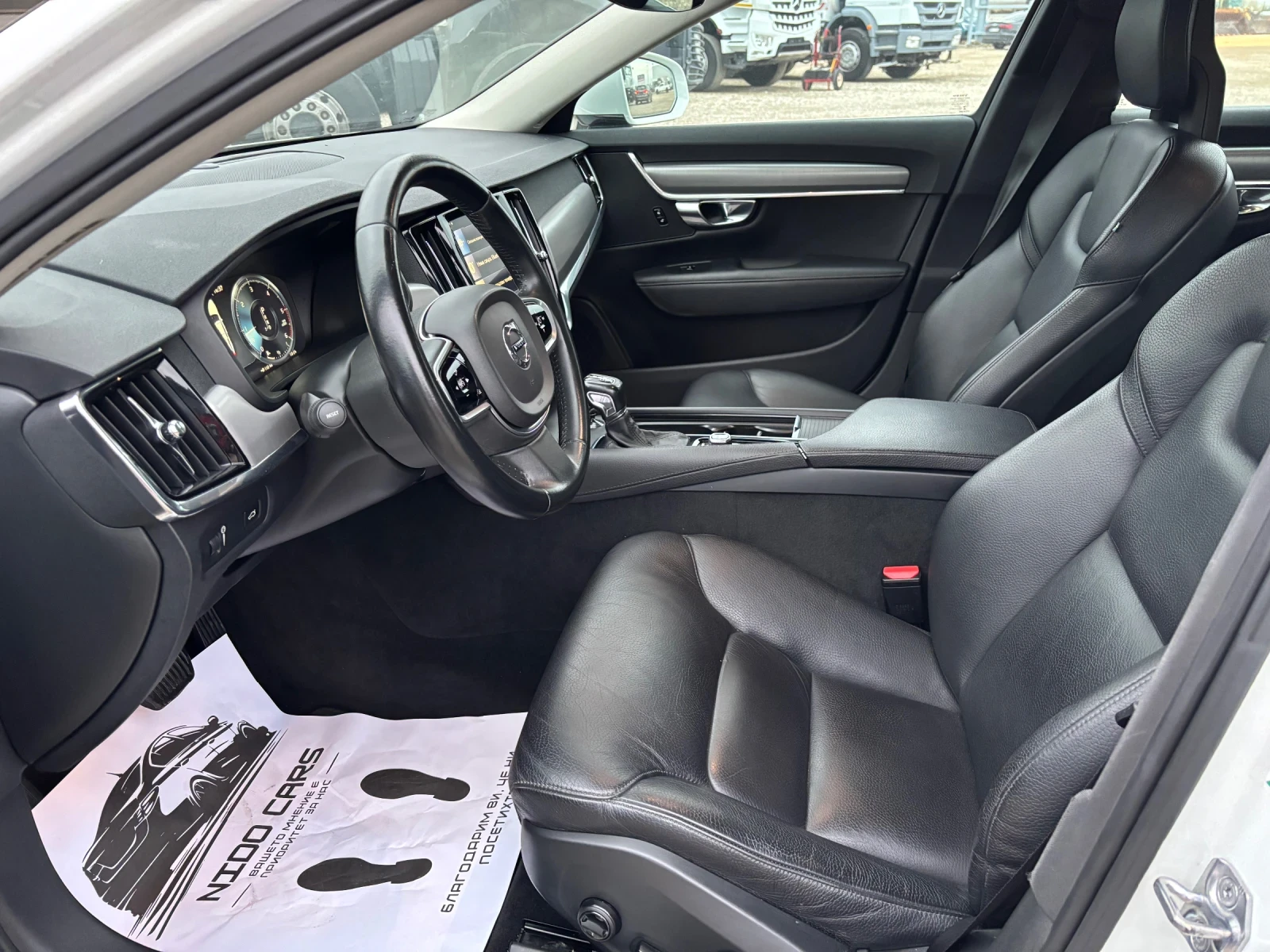 Volvo V90 D4 2.0D/AUTOMAT - изображение 8