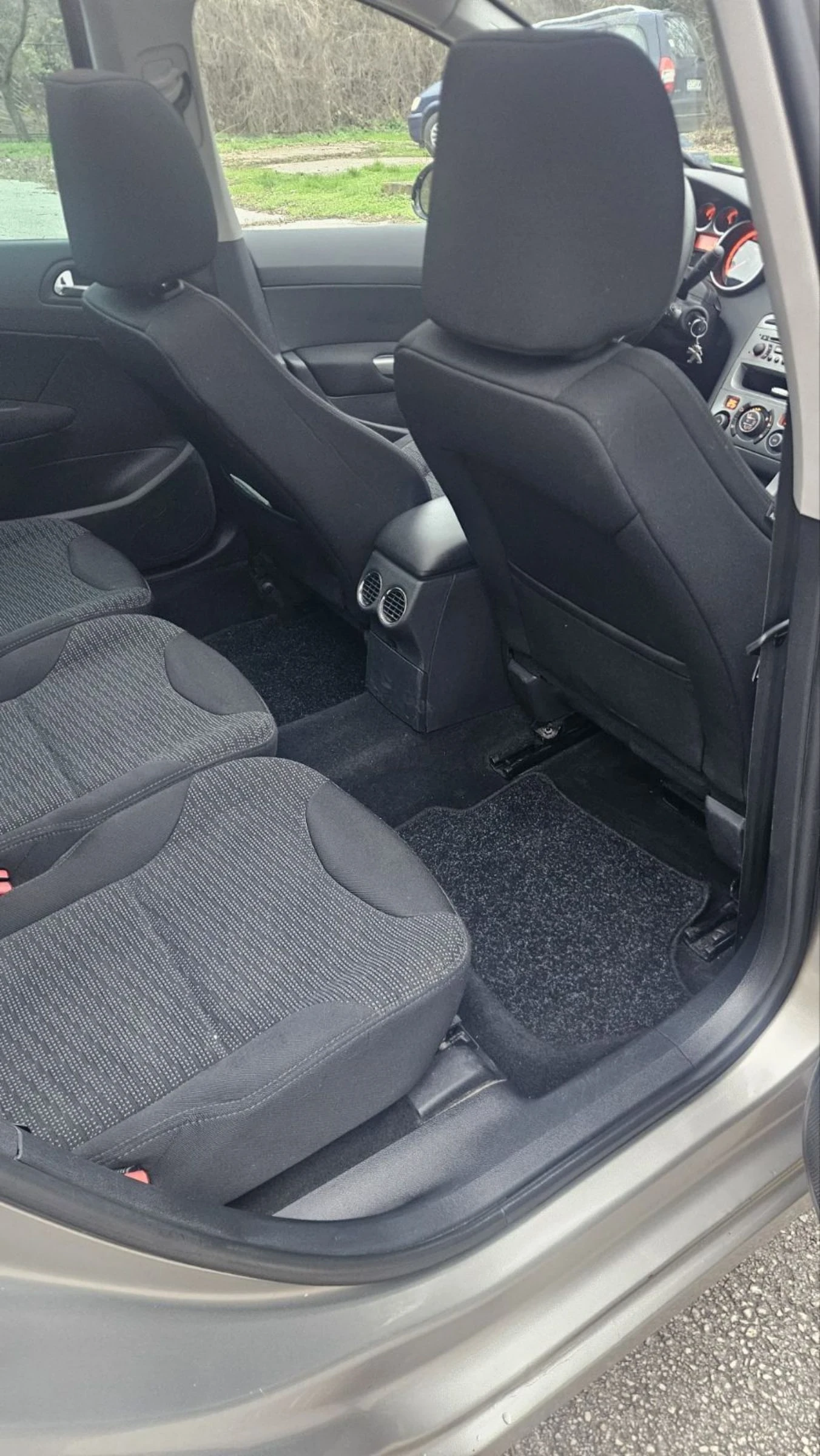 Peugeot 308 1.6 hdi Панорама - изображение 10