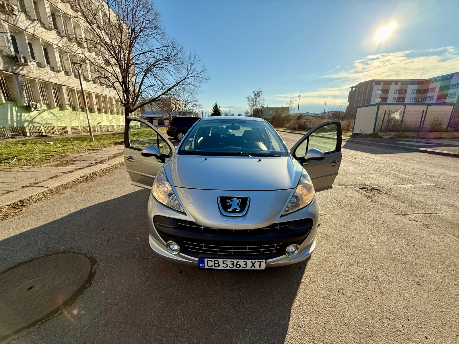 Peugeot 207 1.4 90к.с. Газ - Перфектна кола - изображение 6