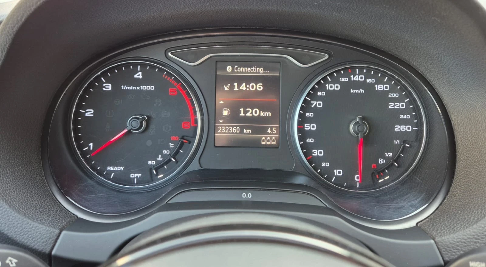 Audi A3 1.6 TDI, снимка 11 - Автомобили и джипове - 53710599