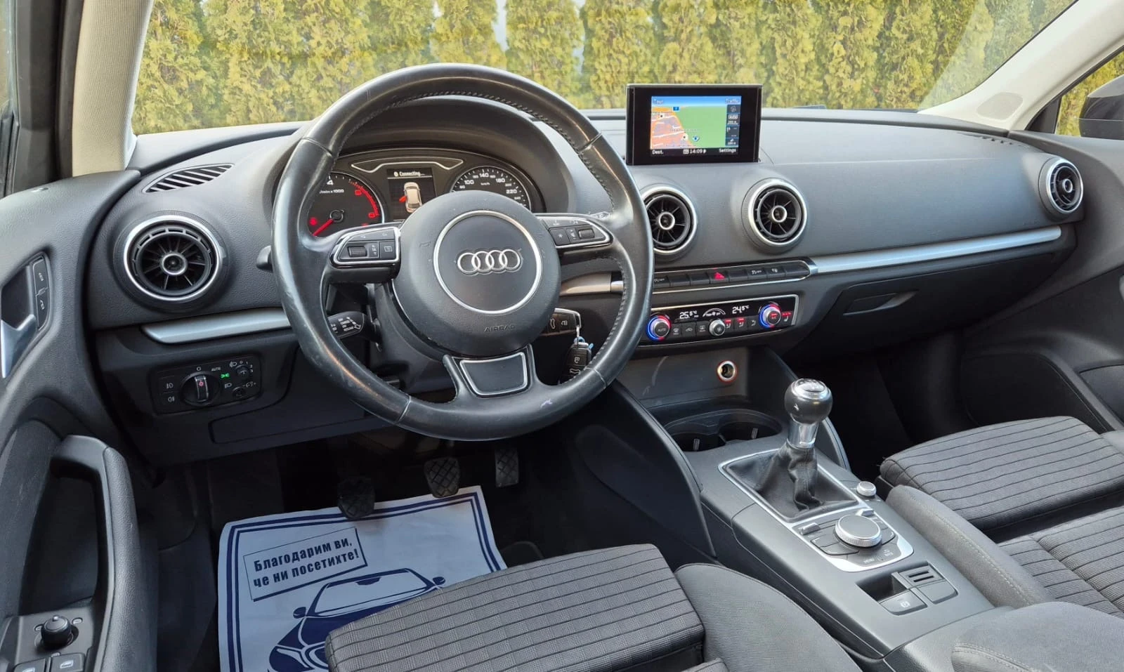 Audi A3 1.6 TDI, снимка 14 - Автомобили и джипове - 53710599