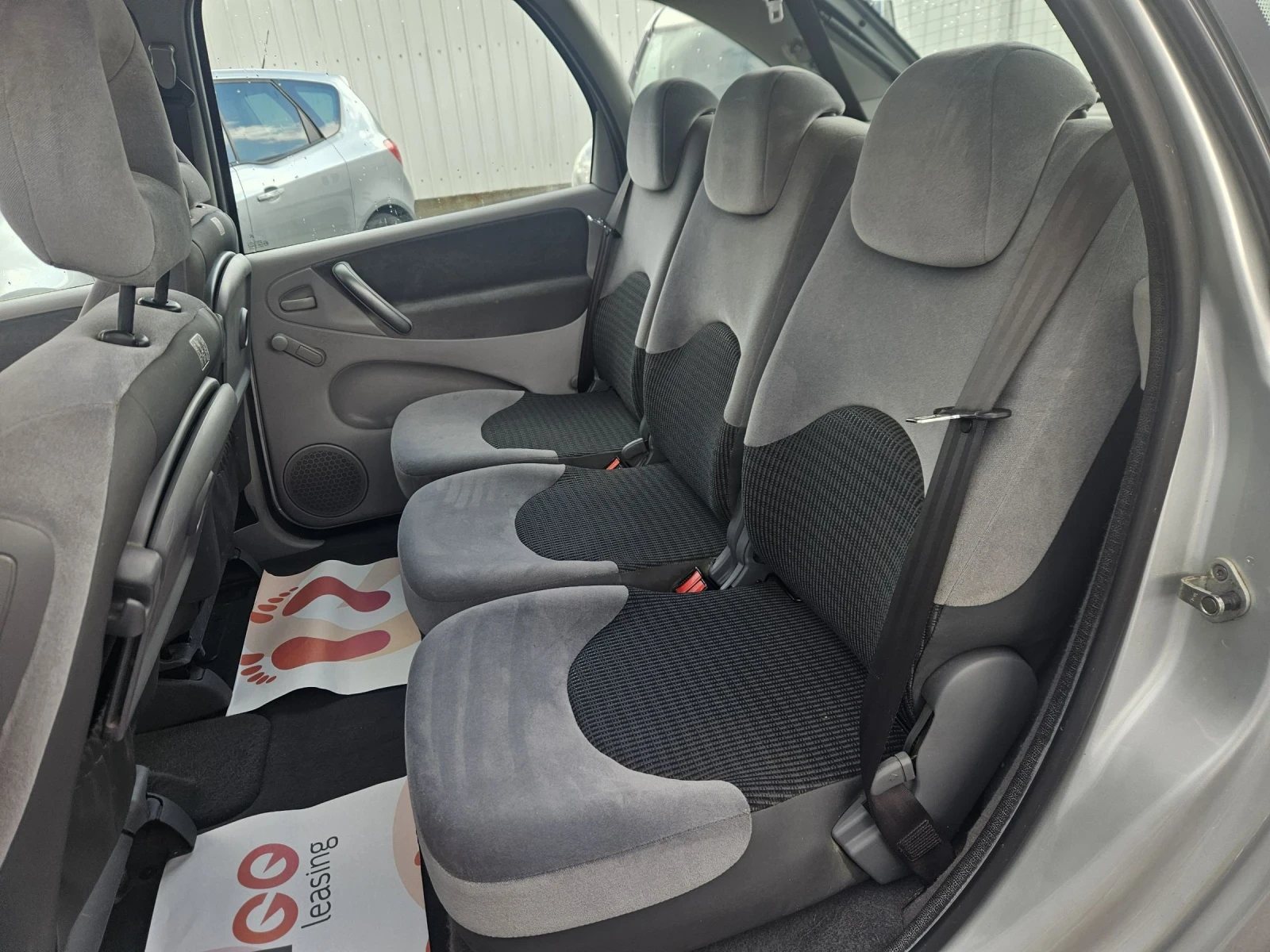 Citroen Xsara picasso 1.6I, снимка 7 - Автомобили и джипове - 54092617
