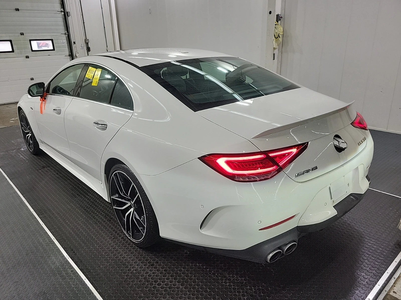 Mercedes-Benz CLS 53 AMG CARFAX * АВТОКРЕДИТ * ПРОГНОЗНА ЦЕНА ДО БГ, снимка 3 - Автомобили и джипове - 54495676