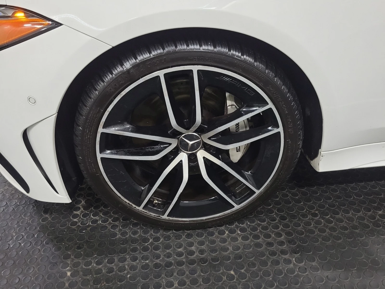 Mercedes-Benz CLS 53 AMG CARFAX * АВТОКРЕДИТ * ПРОГНОЗНА ЦЕНА ДО БГ, снимка 9 - Автомобили и джипове - 54495676