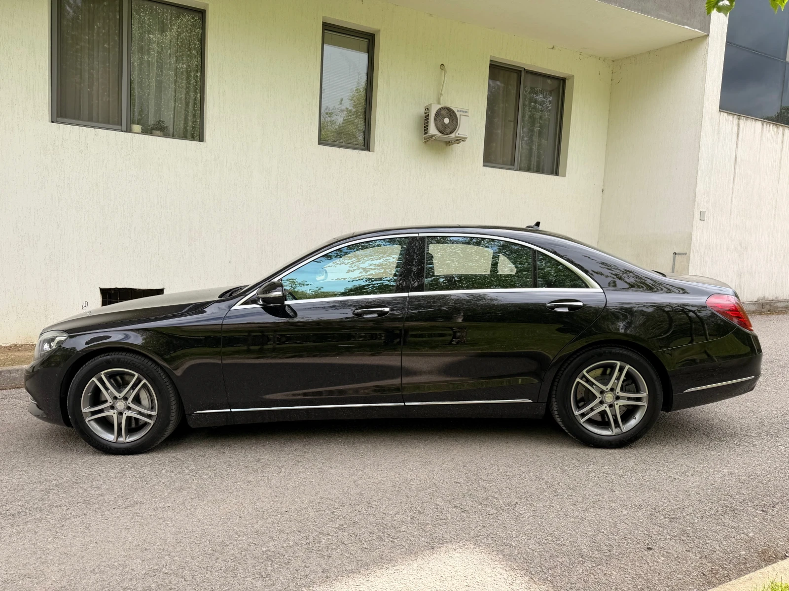 Mercedes-Benz S 500 4-MATIC / LONG/ ОТ 1-ви Собственик, снимка 4 - Автомобили и джипове - 54547698