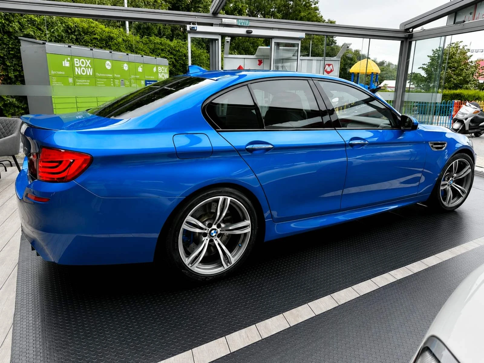 BMW M5 F10 FULL БАРТЕР-ЛИЗИНГ, снимка 8 - Автомобили и джипове - 54887220