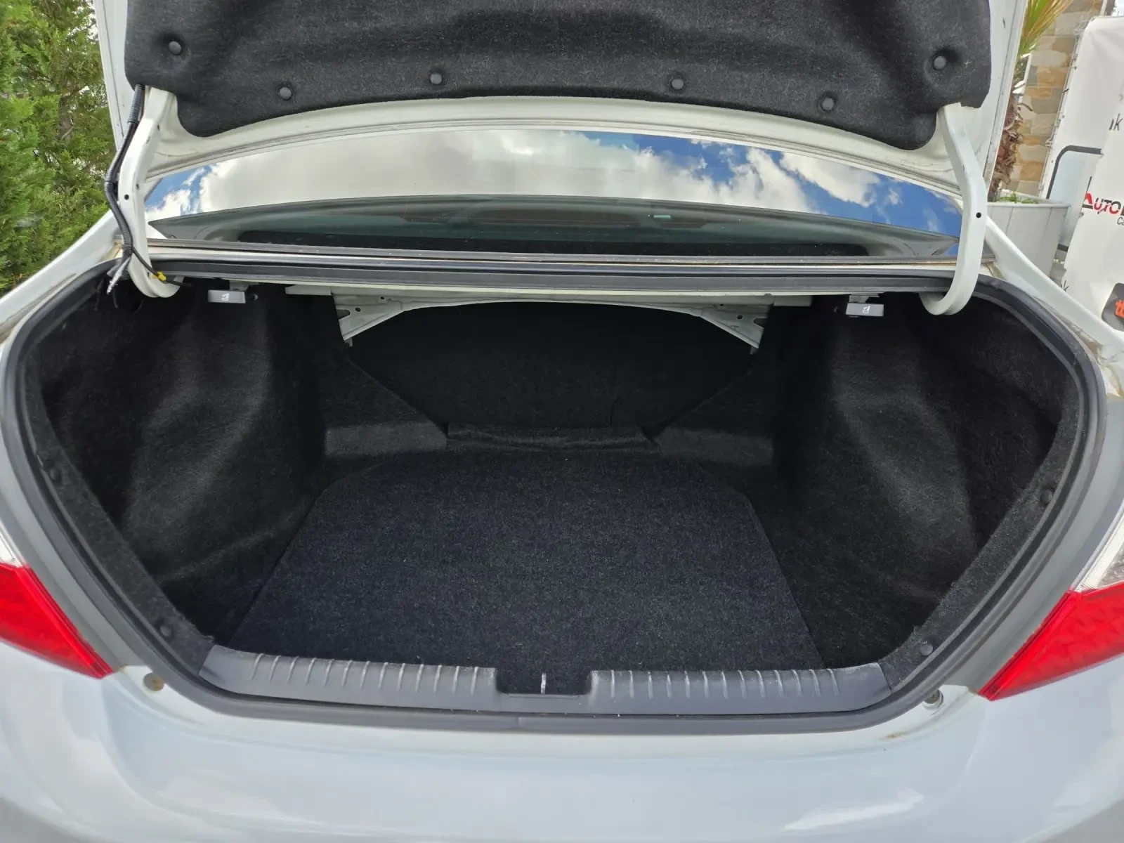 Honda Civic 1.8i-141кс= АВТОМАТ= НАВИГАЦИЯ= ПОДГРЕВ, снимка 10 - Автомобили и джипове - 54891866