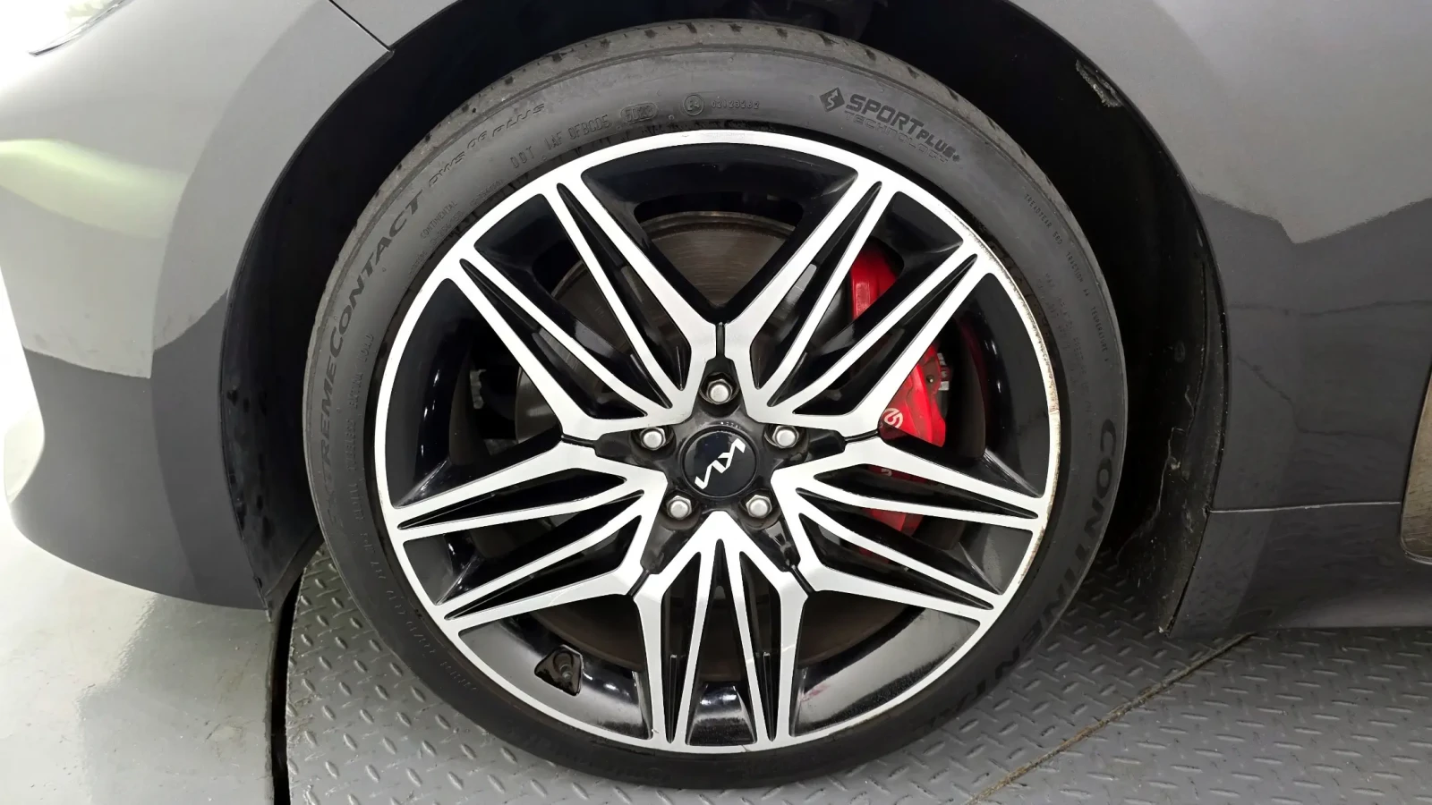 Kia Stinger 2.5 MEISTER/360-CAM/HEAD-UP/PREMIUM LUXURY/, снимка 5 - Автомобили и джипове - 54965415