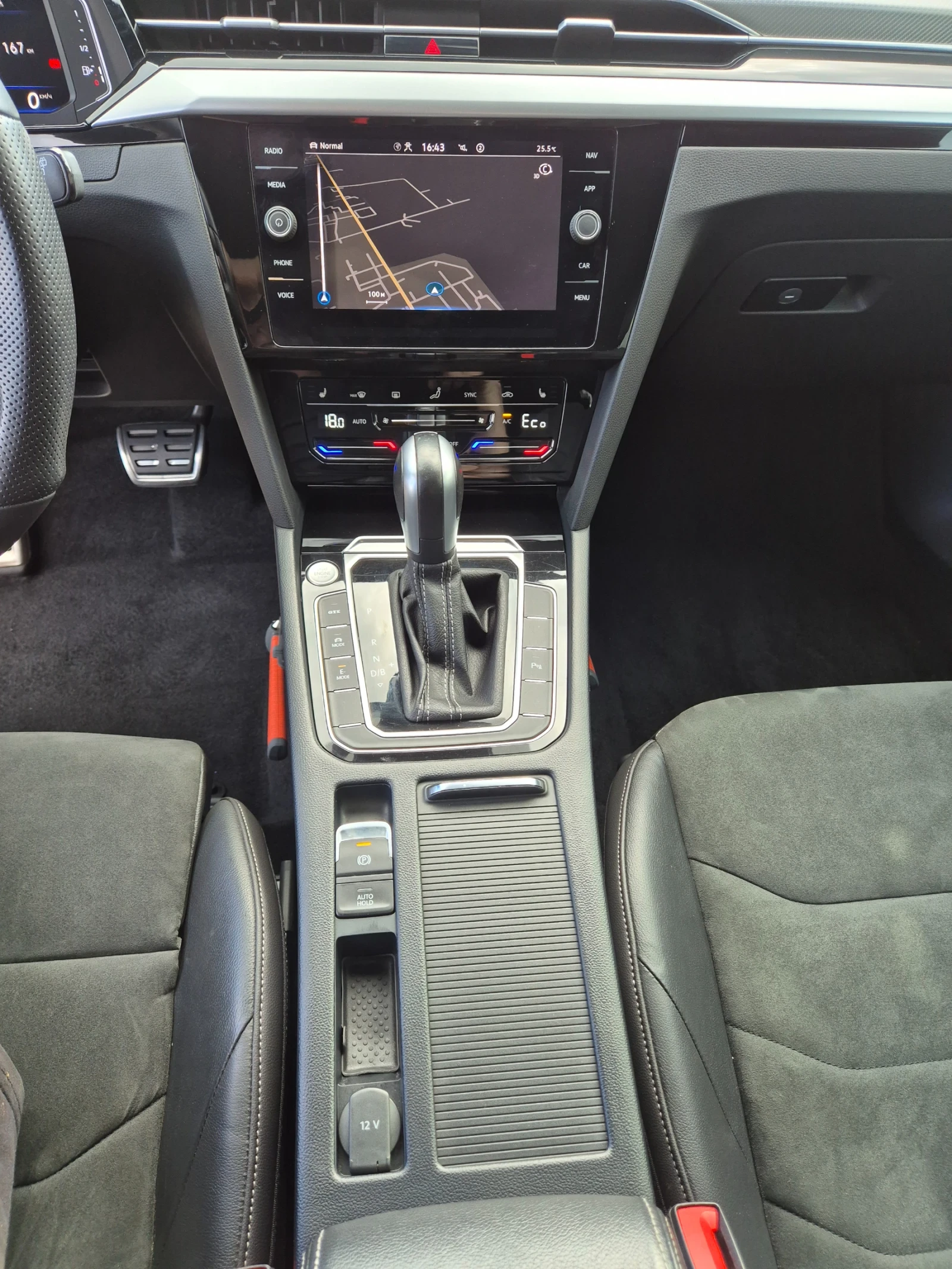 VW Arteon R LINE 1.4 HYBRID 218PH Shooting break , снимка 9 - Автомобили и джипове - 55164743