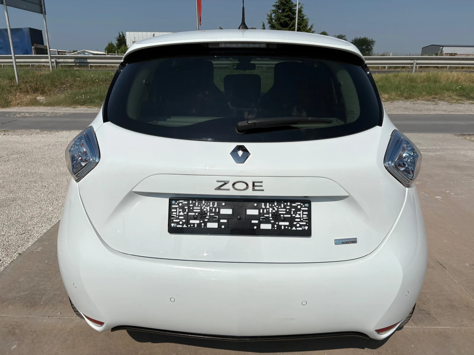 Renault Zoe 41kWh -Собствена батерия-Термо помпа, снимка 5 - Автомобили и джипове - 55357232