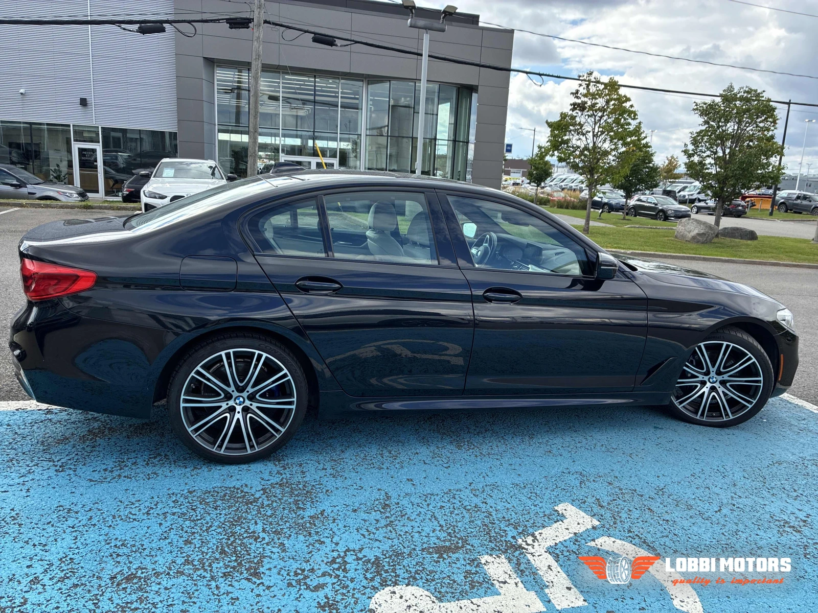 BMW 530, снимка 3 - Автомобили и джипове - 56113834