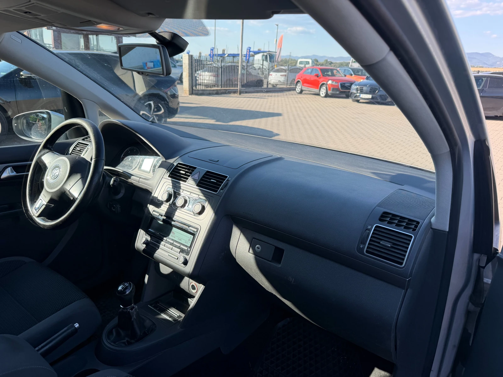 VW Touran 2.0TDI EURO 5, снимка 10 - Автомобили и джипове - 56119673