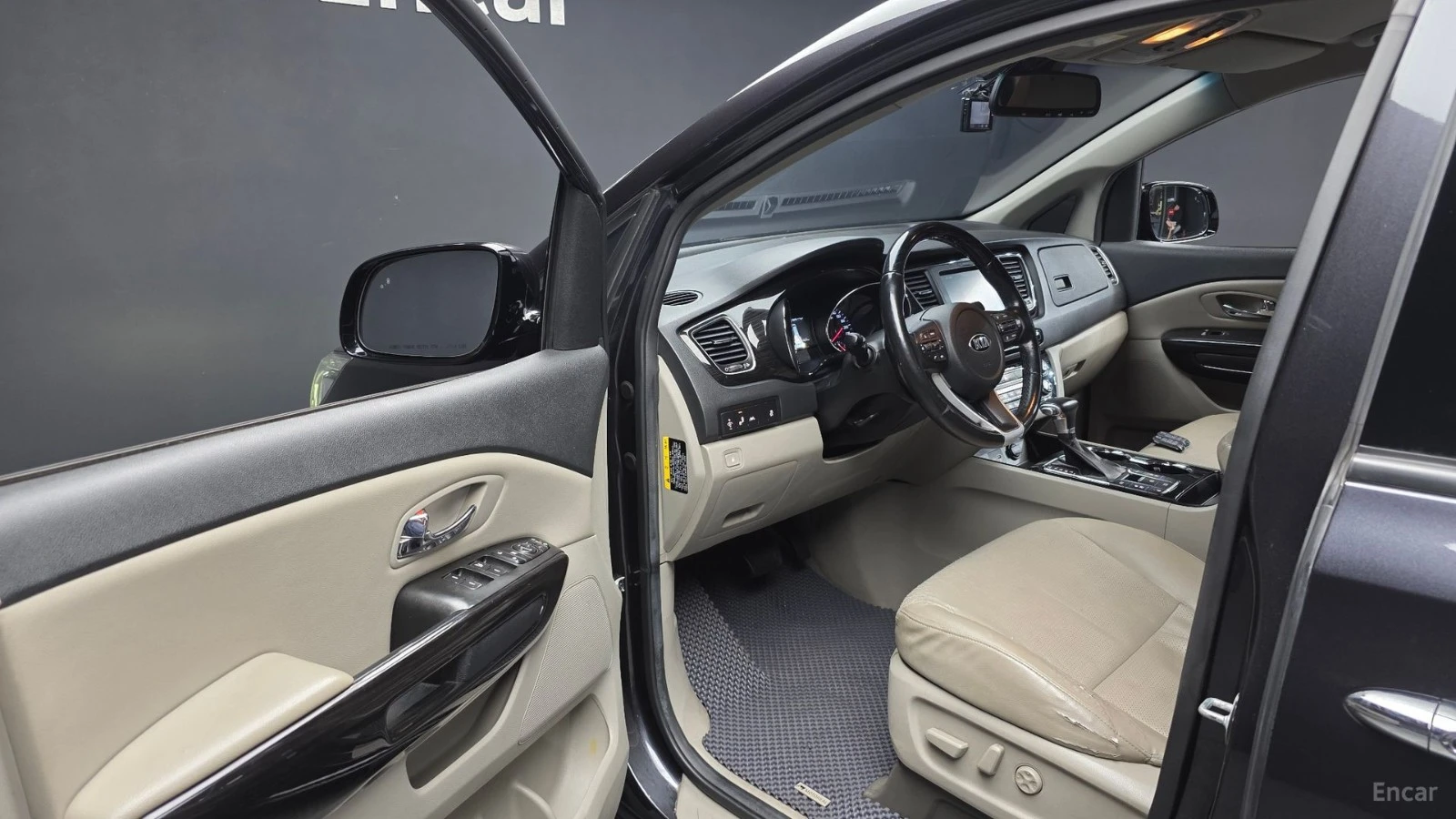 Kia Carnival PRESTIGE - 9 ����� - ��������� - �������� - ����� | Mobile.bg � ����������� 10