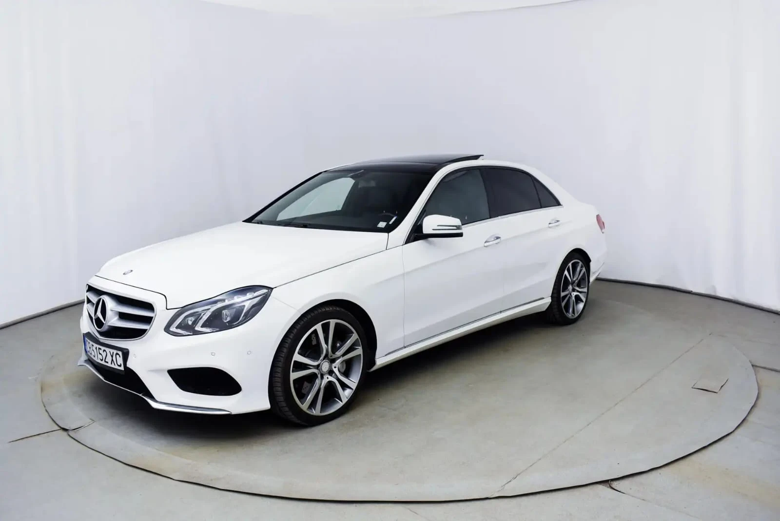 Mercedes-Benz E 400, снимка 2 - Автомобили и джипове - 56634483